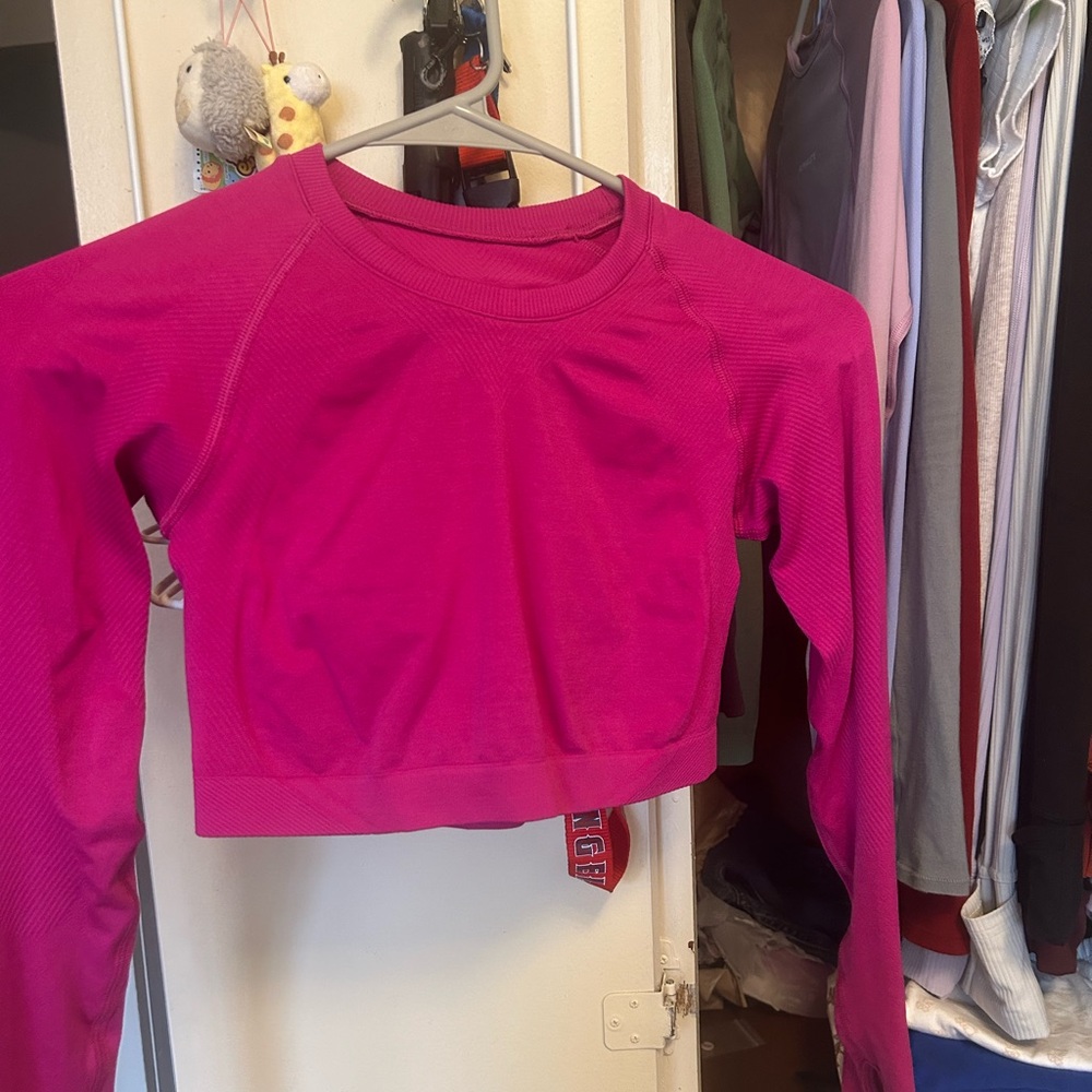 Alphalete stratus longsleeve